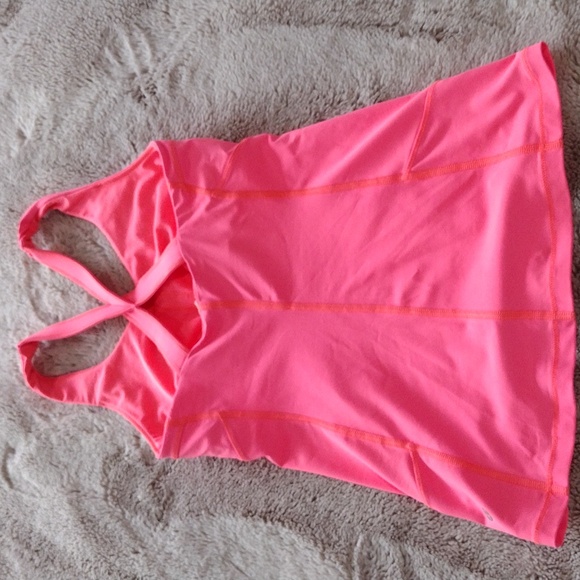 Lululemon tank - Picture 3 of 4